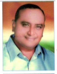 Portrait of Mr. Pradeep M. Pande (Badesar), founder of the school